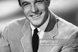 gene kelly net worth